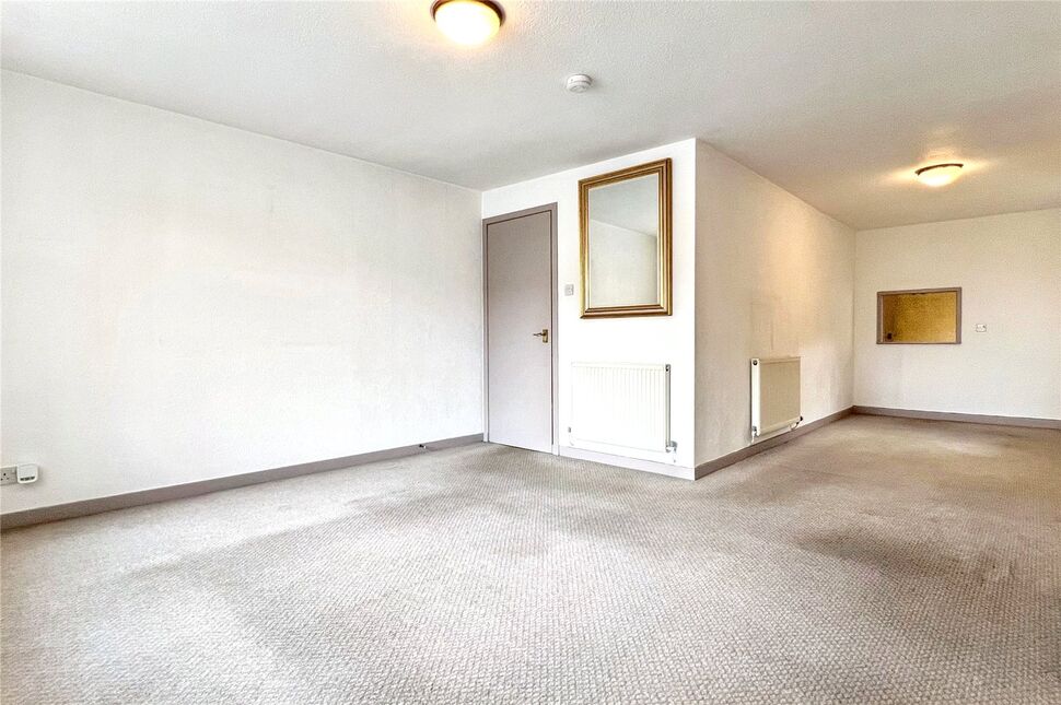 Lounge / Dining Room