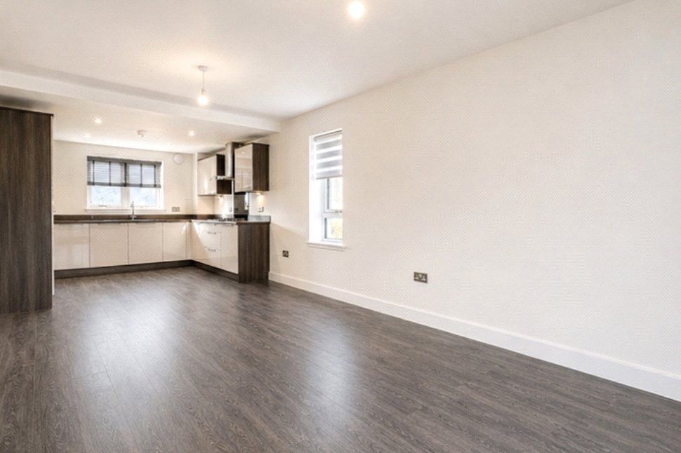 Lounge / Kitchen