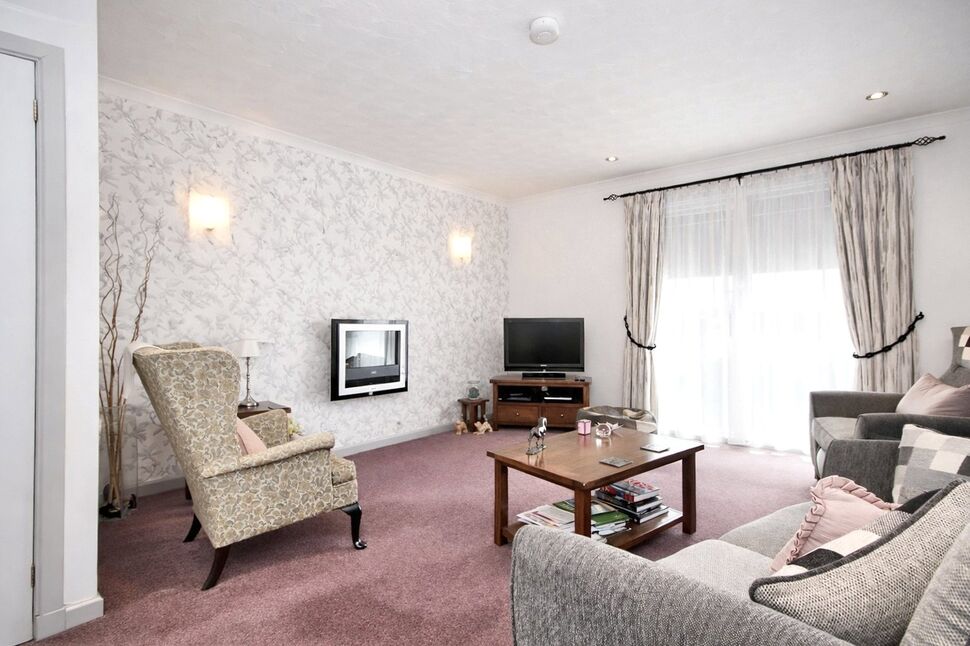 Lounge / Dining Room