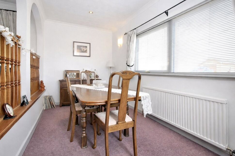 Lounge / Dining Room