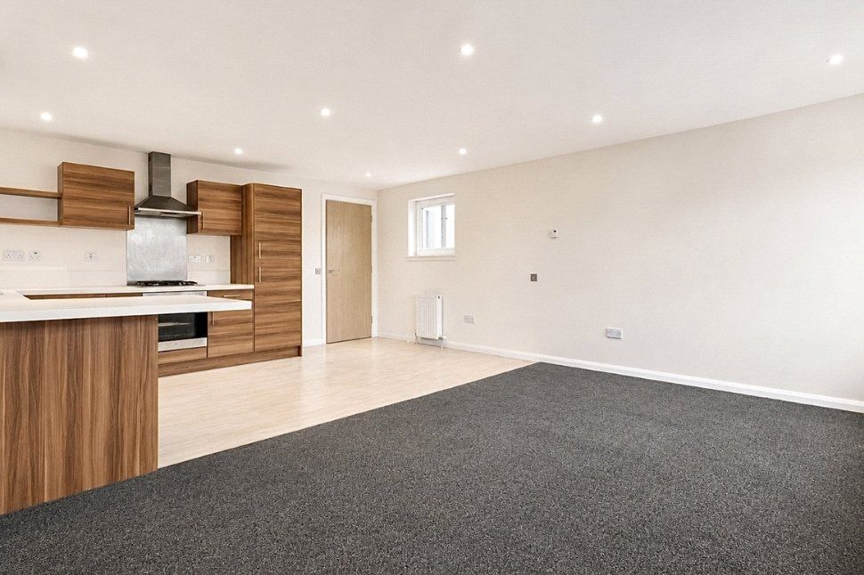 Lounge / Kitchen