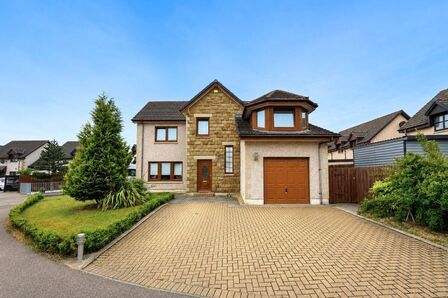 Birnie Drive, 5 bedroom Detached House for sale, &pound;375,000