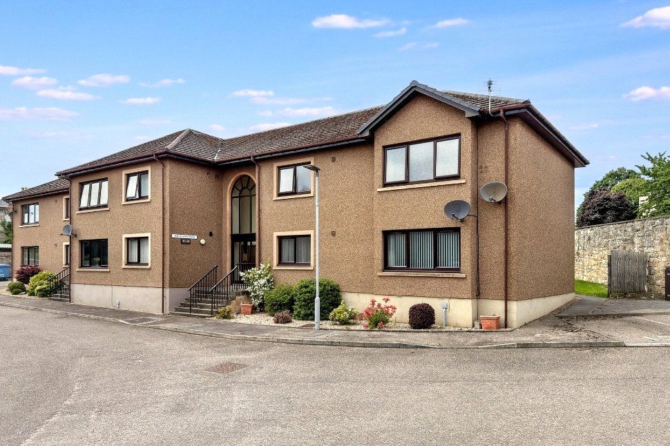 Main image of 2 bedroom Flat for sale, South View Road, Elgin, Moray, IV30