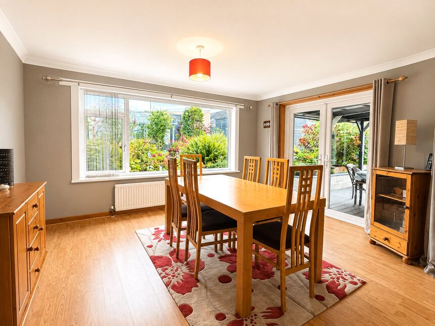 Lounge Dining Room
