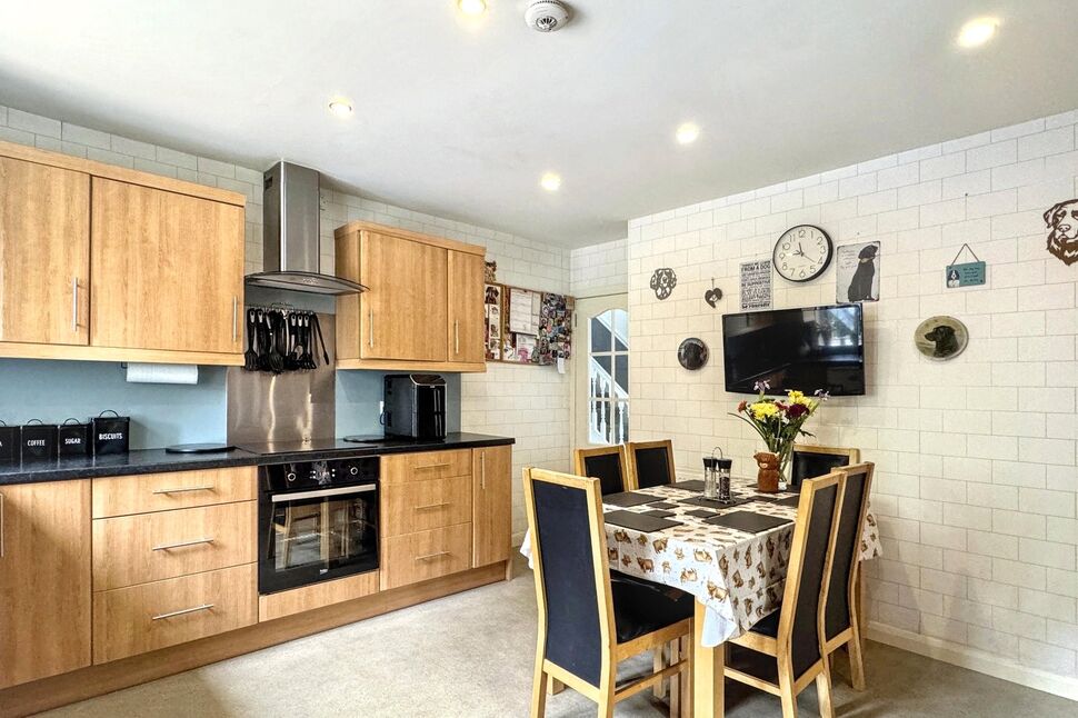 Kitchen / Diner