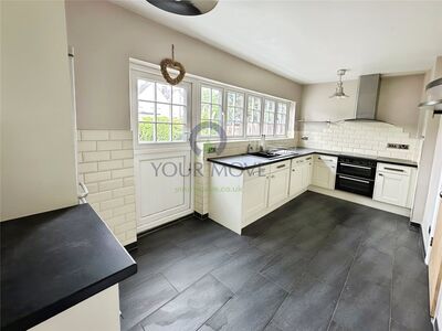 Congreve Road, 2 bedroom  House to rent, £1,800 pcm