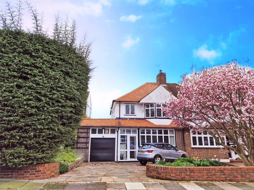 3 bedroom Semi Detached House for sale, Crown Woods Way, London, SE9