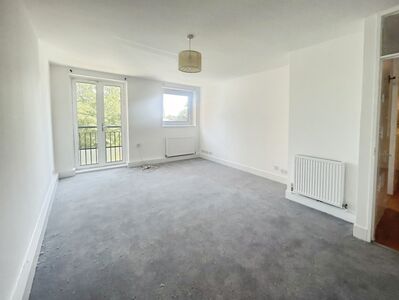 Sowerby Close, 1 bedroom Flat to rent, &pound;1,250 pcm