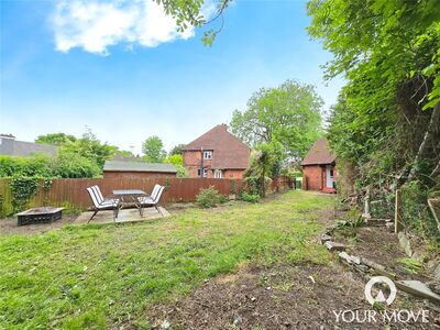 Elmbrook Gardens, 2 bedroom  Flat to rent, £1,600 pcm