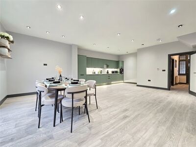 Dobell Road, 3 bedroom Semi Detached House for sale, £650,000