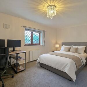 2 bedroom Mid Terrace House for sale