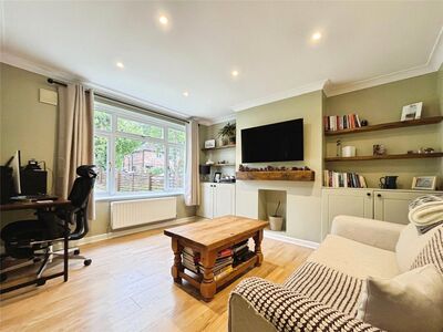 2 bedroom  Flat for sale