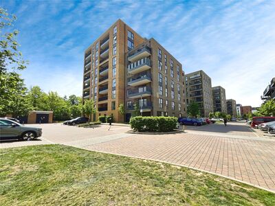 3 bedroom  Flat for sale