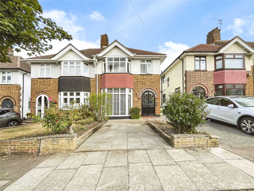 Main image of 3 bedroom Semi Detached House for sale, Dairsie Road, London, SE9