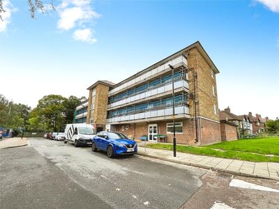 Middle Park Avenue, 1 bedroom  Flat for sale, £175,000