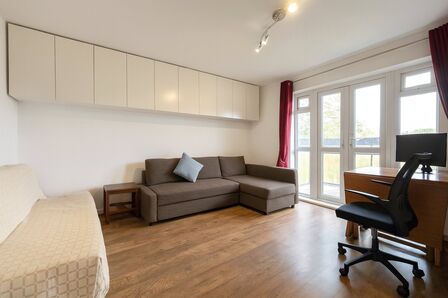 Middle Park Avenue, 1 bedroom  Flat for sale, £175,000