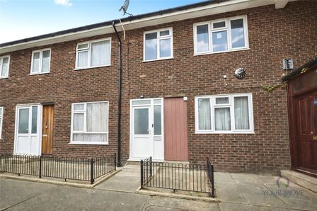 3 bedroom Mid Terrace House for sale