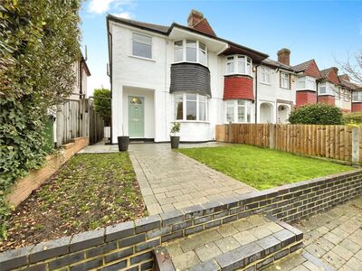 Westmount Road, 3 bedroom End Terrace House for sale, &pound;550,000