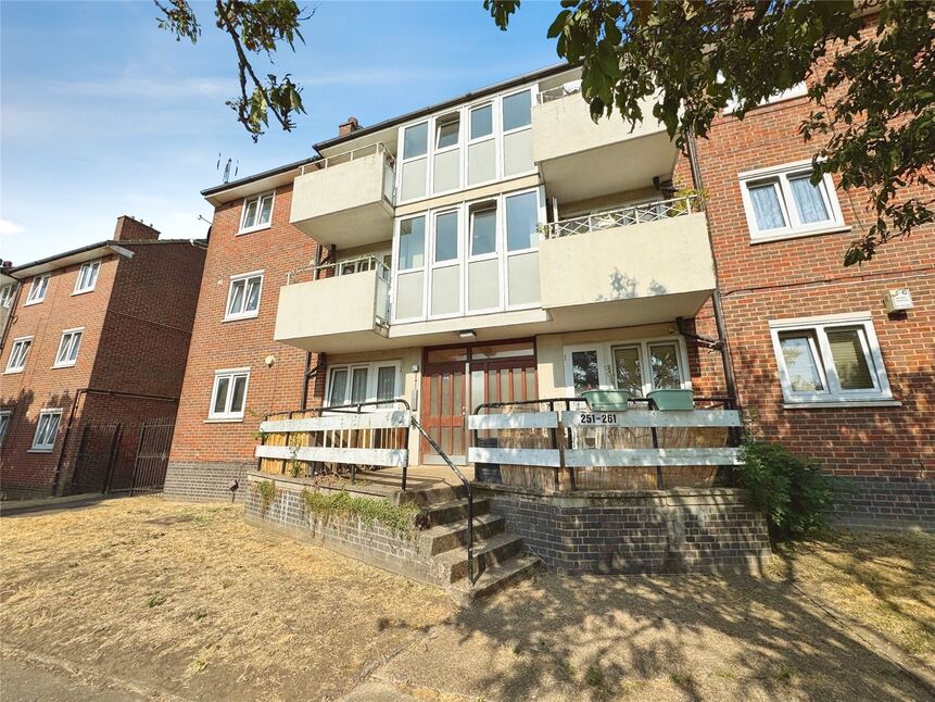 Main image of 2 bedroom Flat to rent, Well Hall Road, London, SE9