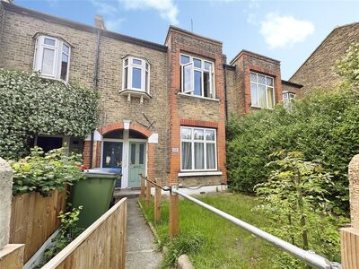 Footscray Road, 2 bedroom Flat for sale, &pound;375,000