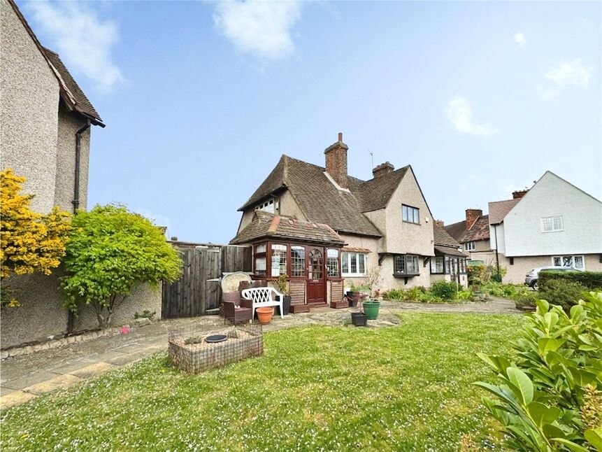 3 bedroom End Terrace House for sale