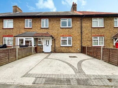 3 bedroom End Terrace House for sale