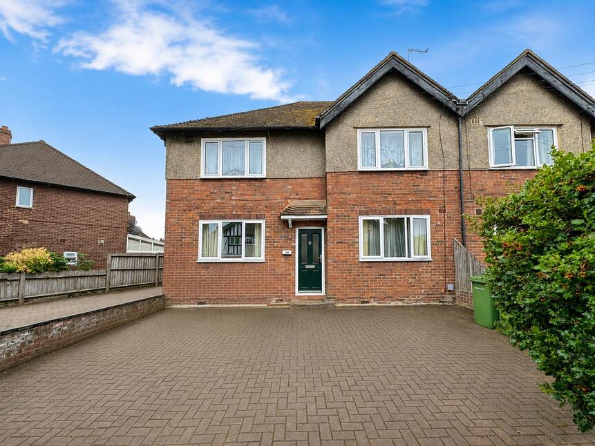Main image of 3 bedroom Flat for sale, Gregory Crescent, London, SE9