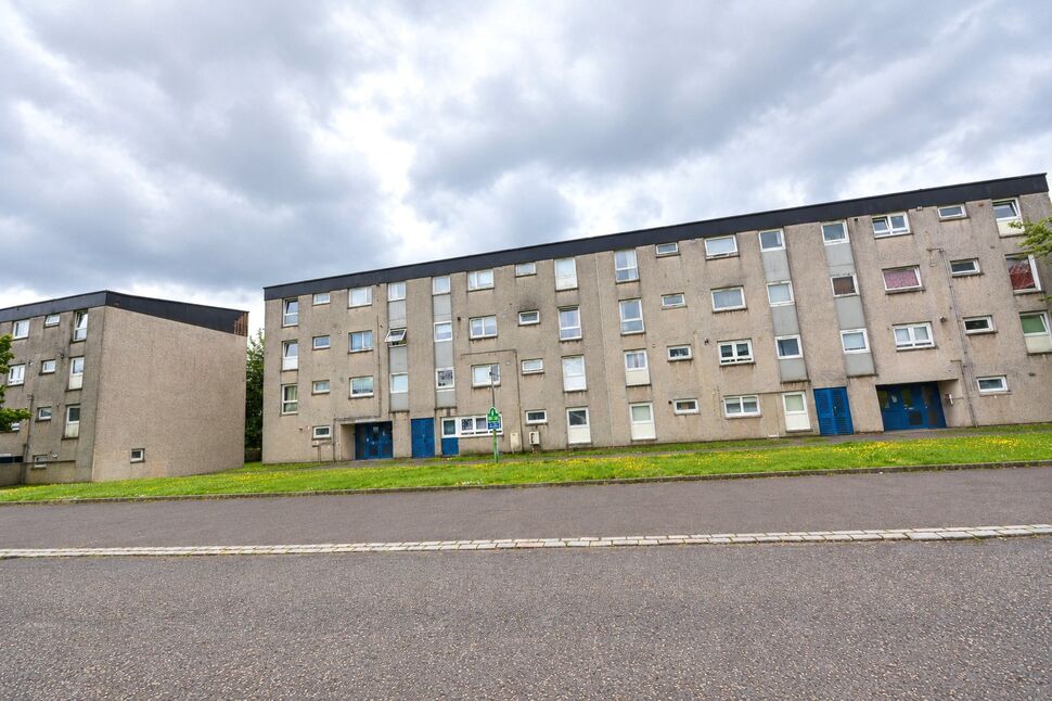 Main image of 3 bedroom Flat to rent, Sandyknowes Road, Cumbernauld, Glasgow, G67