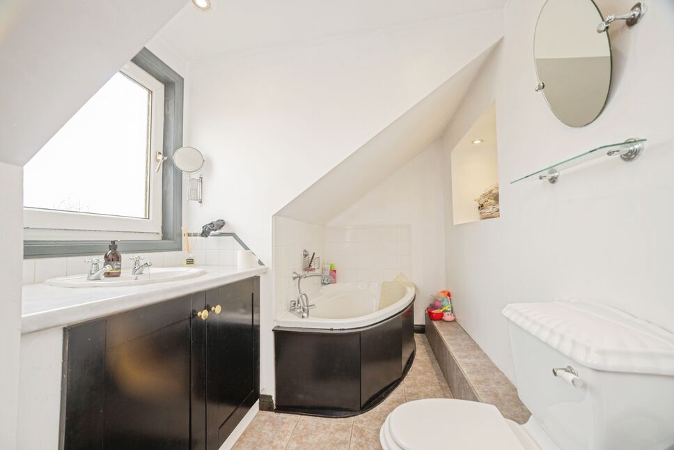 Bathroom / Wc