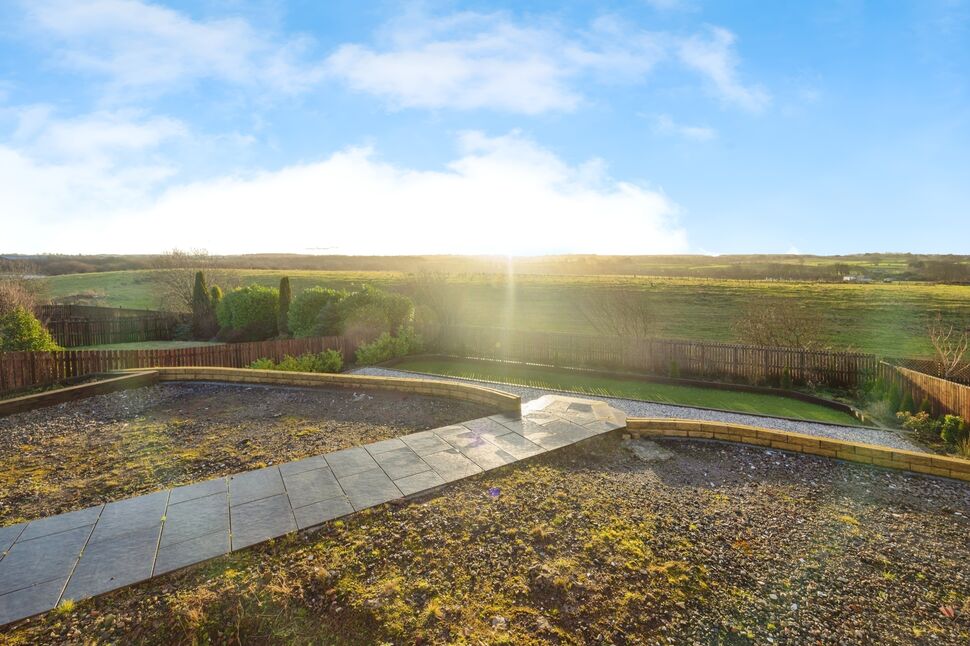 4 bedroom Detached House for sale, Lyoncross, Dennyloanhead, FK4 £445,000