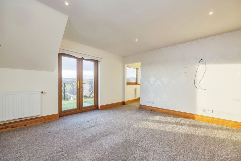 4 bedroom Detached House for sale, Lyoncross, Dennyloanhead, FK4 £445,000