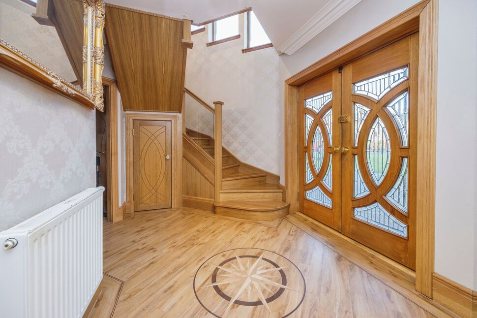 4 bedroom Detached House for sale, Lyoncross, Dennyloanhead, FK4 £445,000