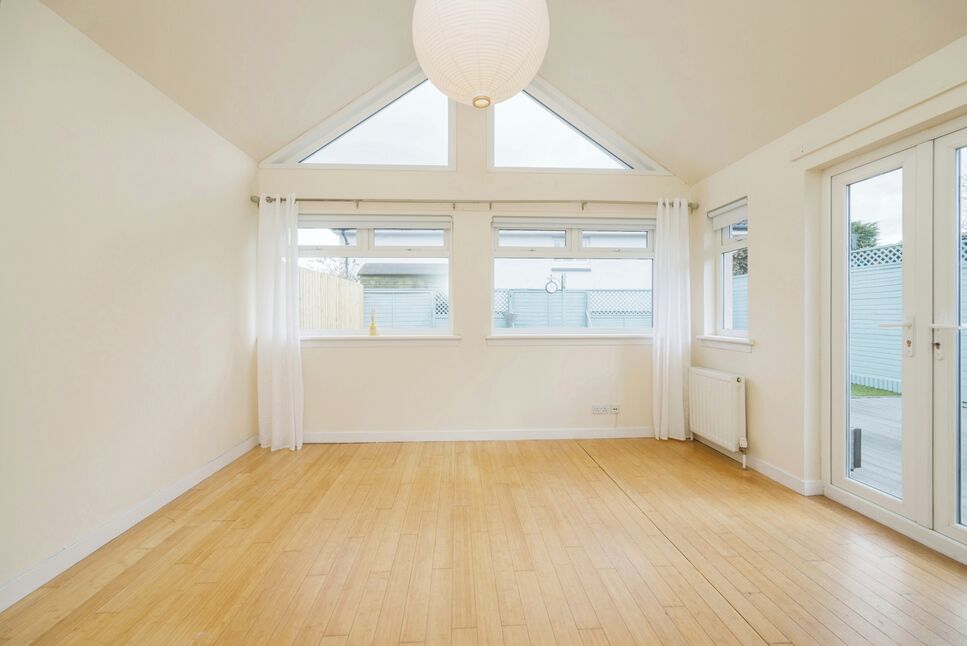 2 bedroom Semi Detached Bungalow for sale, Spottiswoode Gardens, Mid