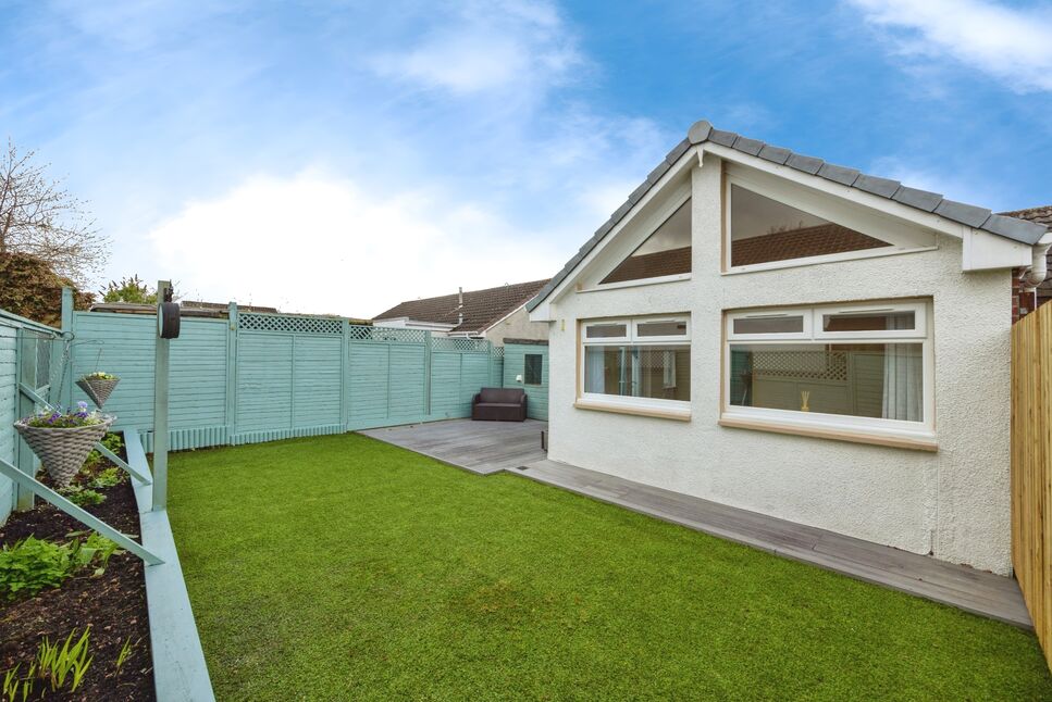 2 bedroom Semi Detached Bungalow for sale, Spottiswoode Gardens, Mid
