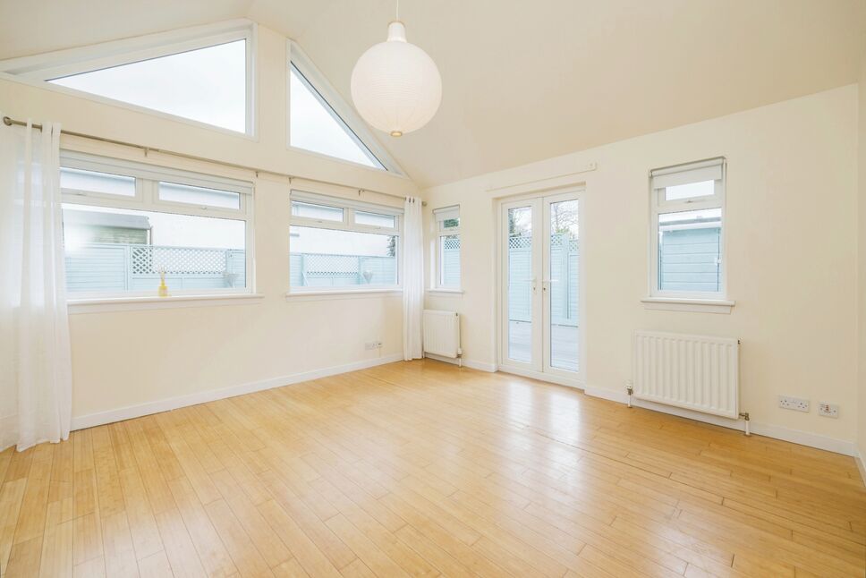 2 bedroom Semi Detached Bungalow for sale, Spottiswoode Gardens, Mid