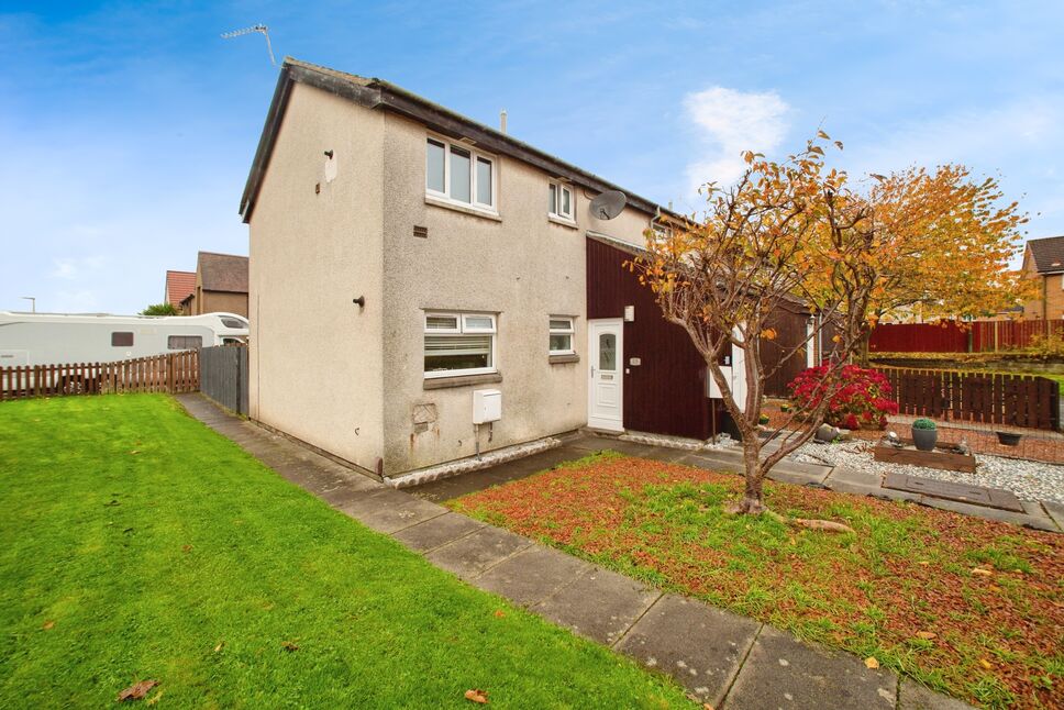 Main image of 1 bedroom  Flat for sale, Castle Avenue, Carronshore, Stirlingshire, FK2