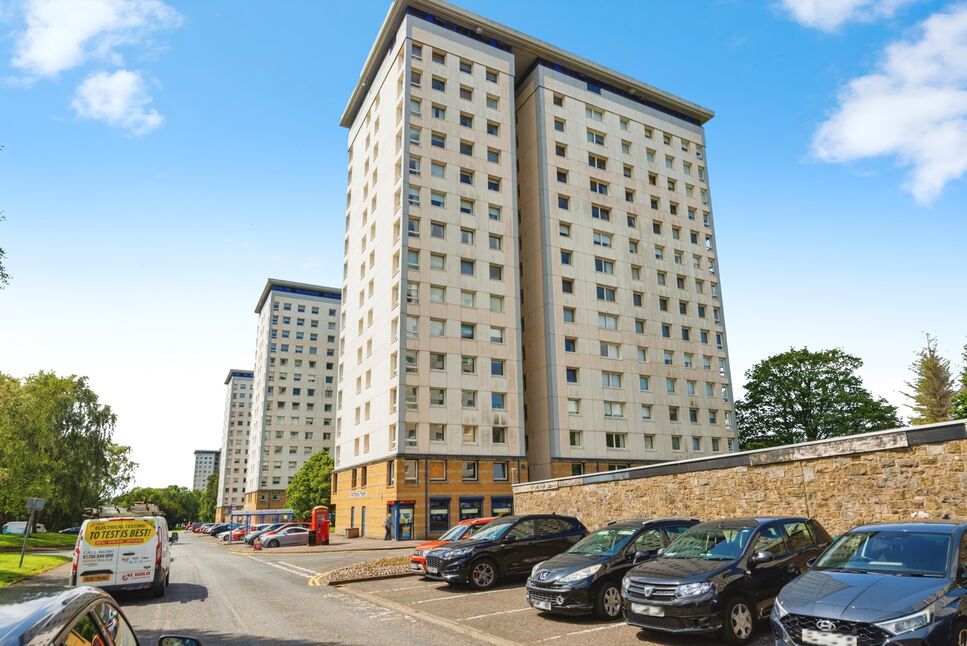 Main image of 2 bedroom Flat for sale, Seaton Place, Falkirk, Stirlingshire, FK1