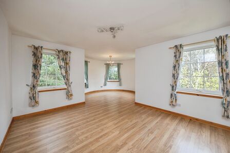 3 bedroom  Flat for sale