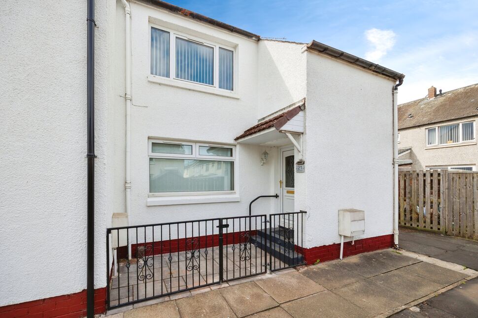 Main image of 2 bedroom End Terrace House for sale, Spey Court, Grangemouth, Stirlingshire, FK3