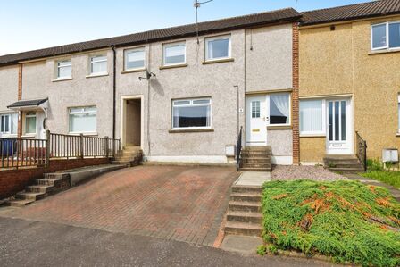 4 bedroom Mid Terrace House for sale
