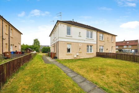 Sutton Park Crescent, 2 bedroom  Flat for sale, £80,000