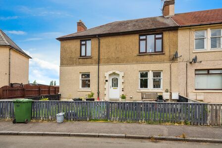Thornbridge Road, 2 bedroom  Flat for sale, £95,000