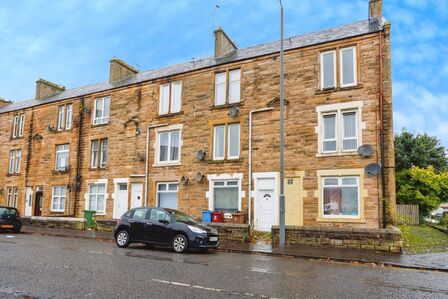 Union Road, 1 bedroom  Flat for sale, £59,995