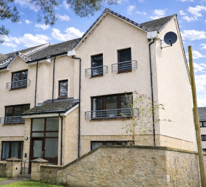 Main image of 2 bedroom Flat for sale, James Short Park, Falkirk, FK1