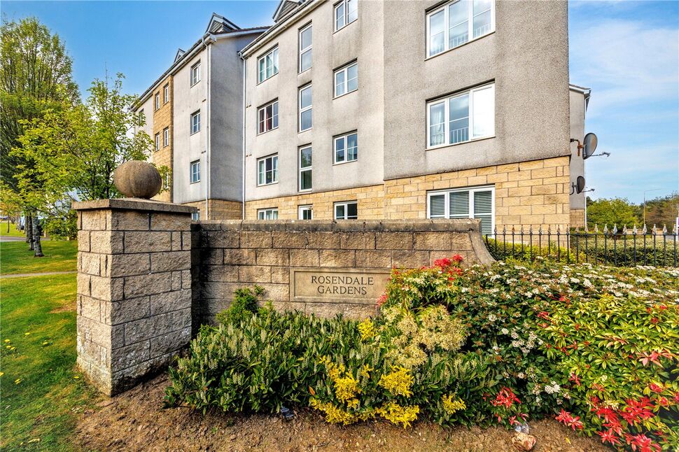 Main image of 2 bedroom Flat for sale, Queens Crescent, Livingston, West Lothian, EH54
