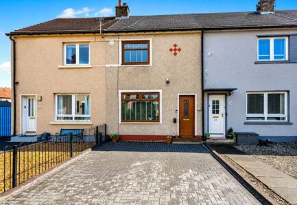 Ritchie Place, 2 bedroom Mid Terrace House for sale, &pound;138,000