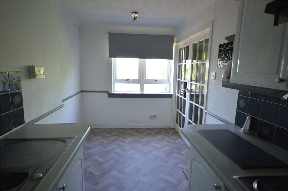Kitchen / Dining