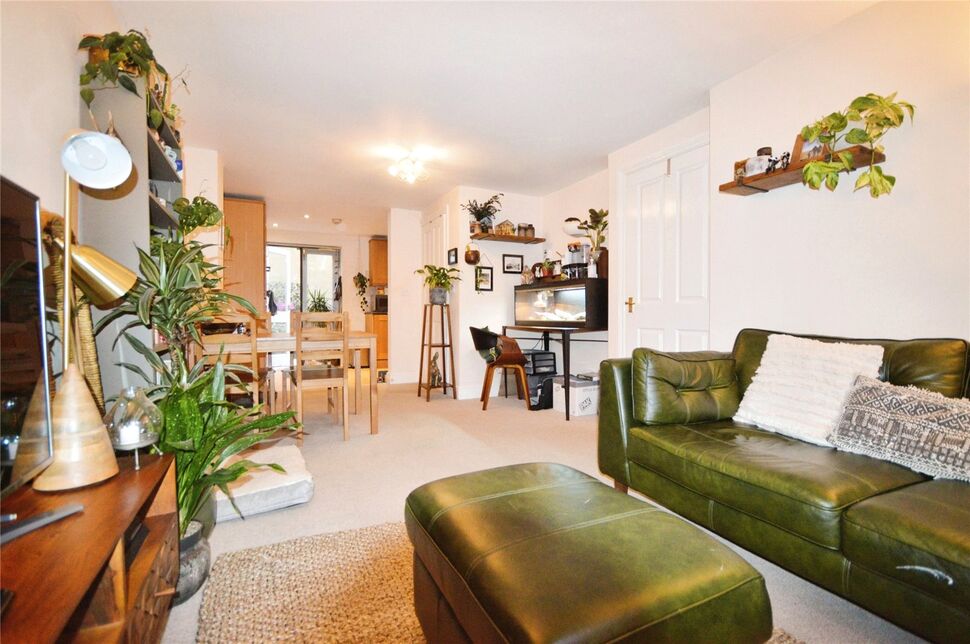 3 bedroom House to rent, Solomons Lane, Faversham, ME13 £1,400 pcm