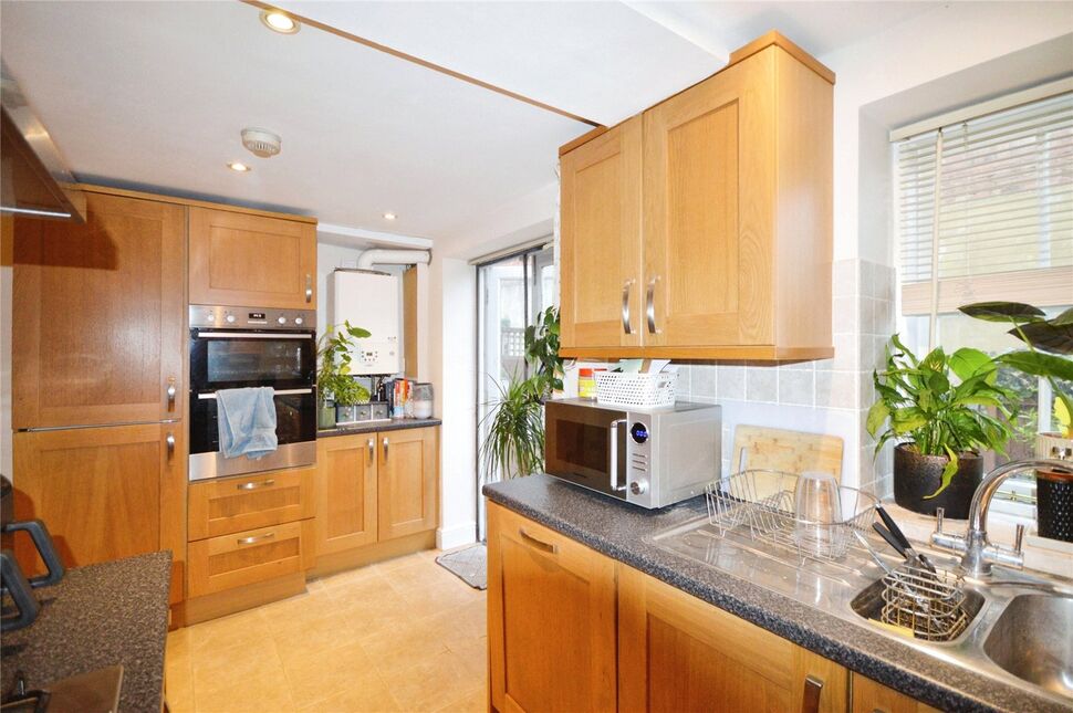 3 bedroom House to rent, Solomons Lane, Faversham, ME13 £1,400 pcm