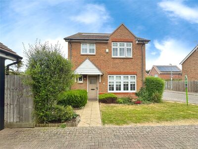 4 bedroom Detached House to rent